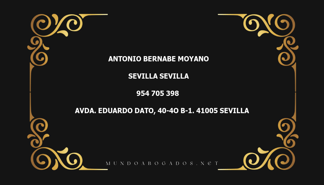 abogado Antonio Bernabe Moyano en la localidad de Sevilla