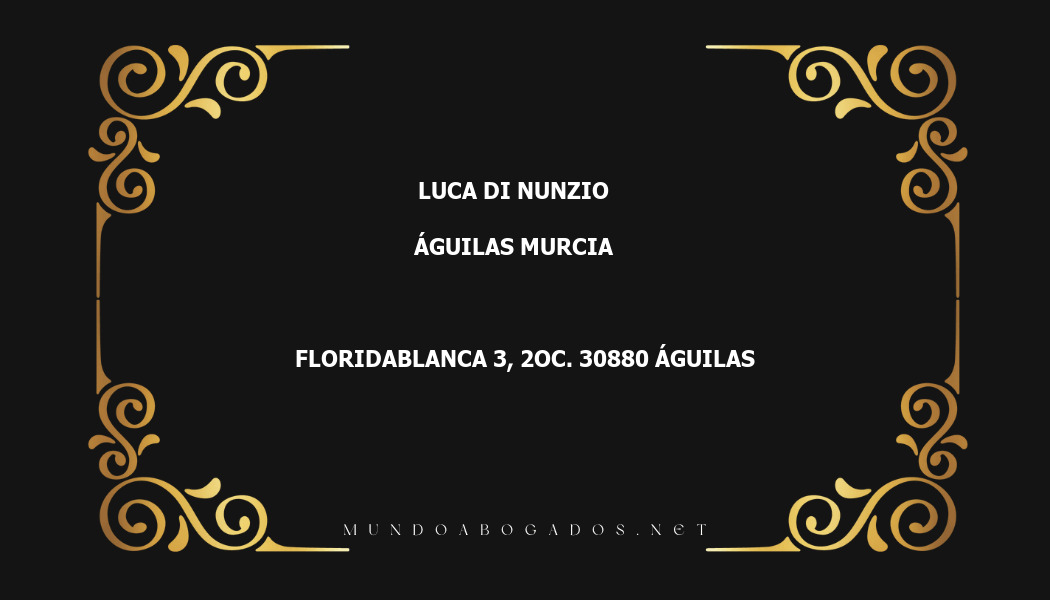 abogado Luca Di Nunzio en la localidad de Águilas