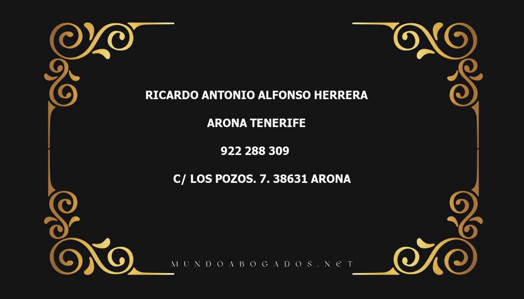 abogado Ricardo Antonio Alfonso Herrera en la localidad de Arona